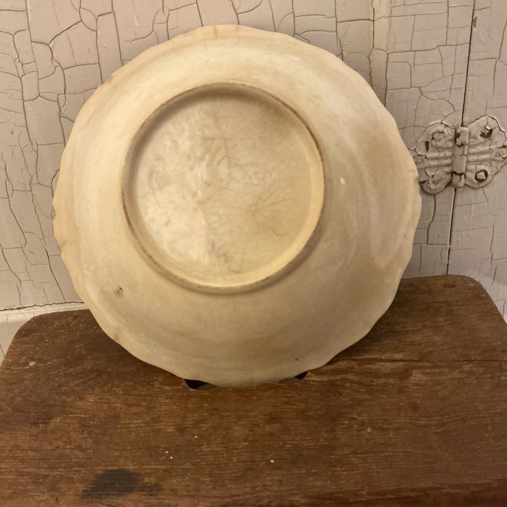 Stained Bowl & Kromex Salt/Pepper Shakers - Picture 6 of 11